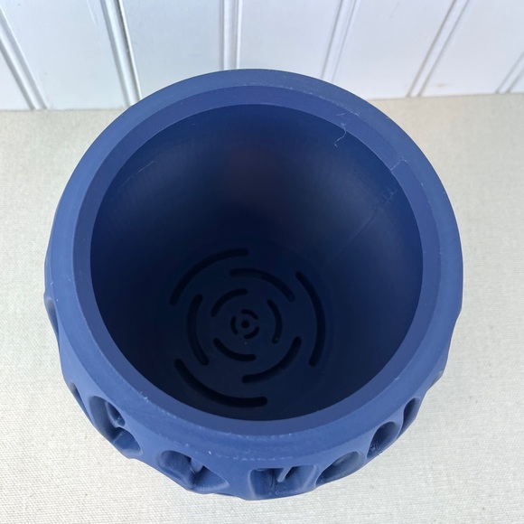 Indoor Flower Pot, The Slime Planter Pot, Houseplants, Ecofriendly - Picture 4 of 11